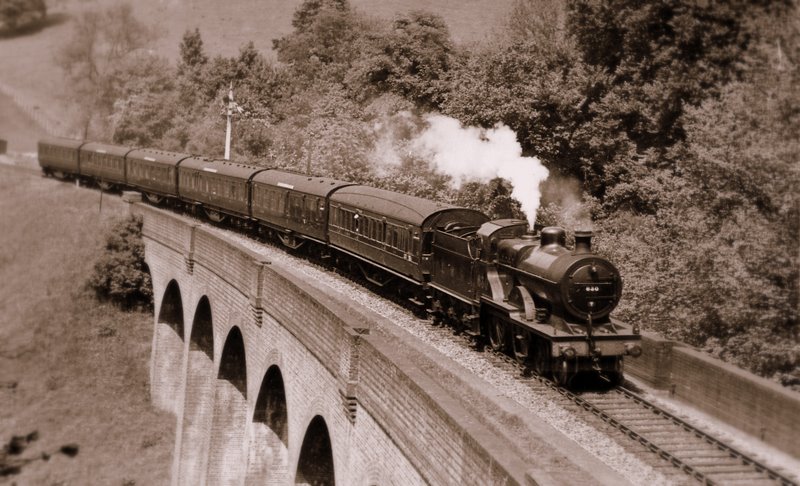 Pines Express, Tucking Mill Viaduct