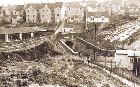 Dartmouth Avenue Bridge - Spring 1973